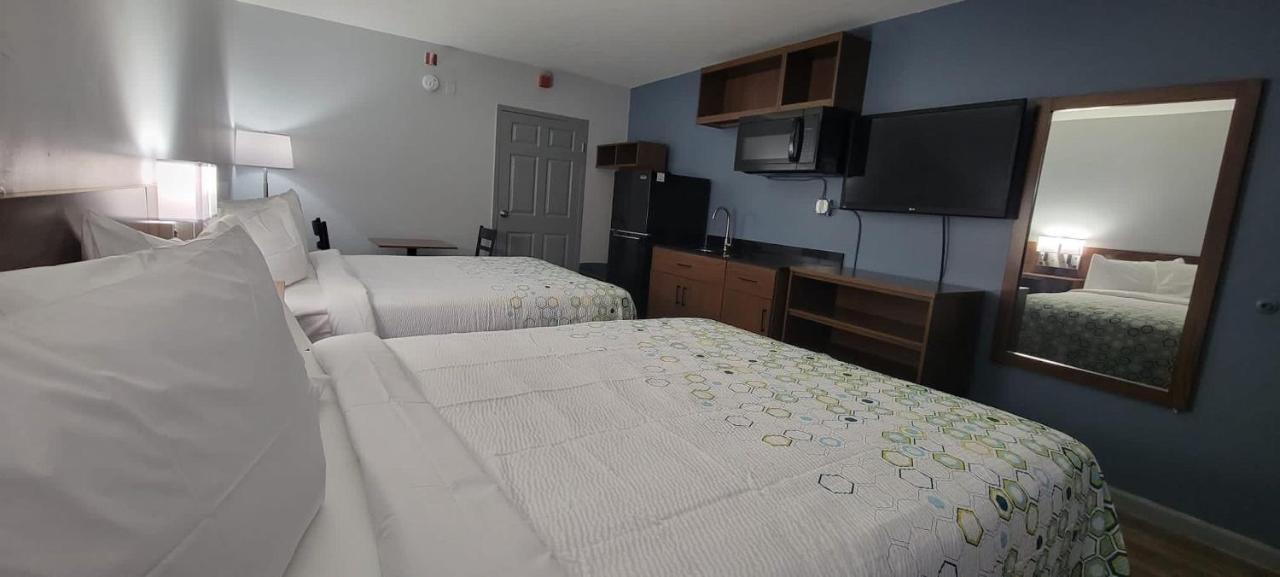 Hometowne Studios By Red Roof Egg Harbor-Atlantic City Airport Egg Harbor Township Dış mekan fotoğraf