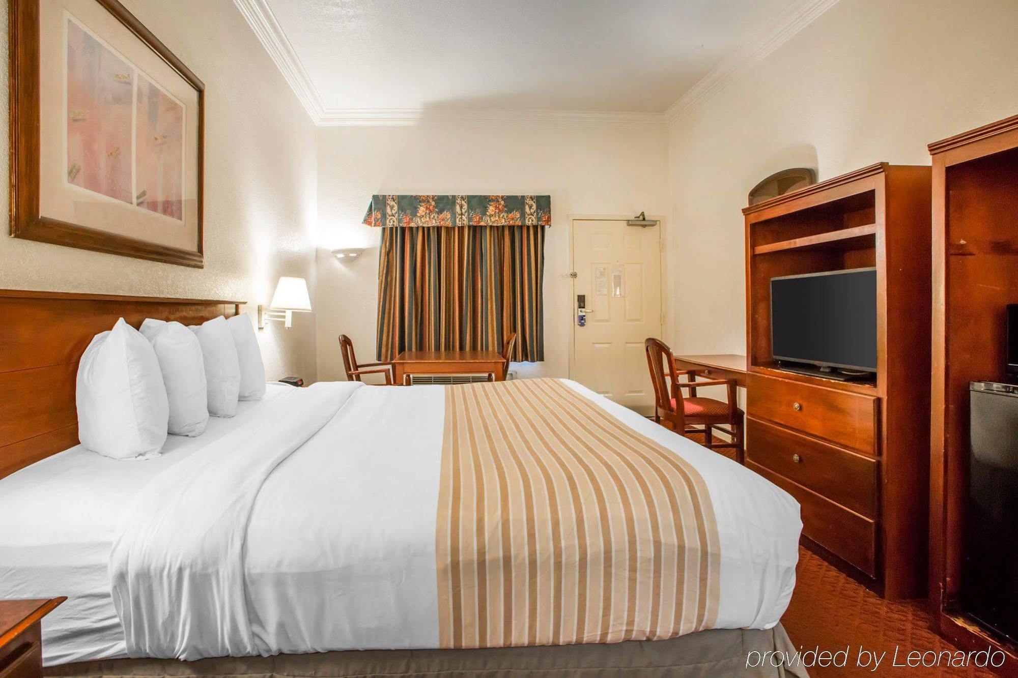 Hometowne Studios By Red Roof Egg Harbor-Atlantic City Airport Egg Harbor Township Dış mekan fotoğraf