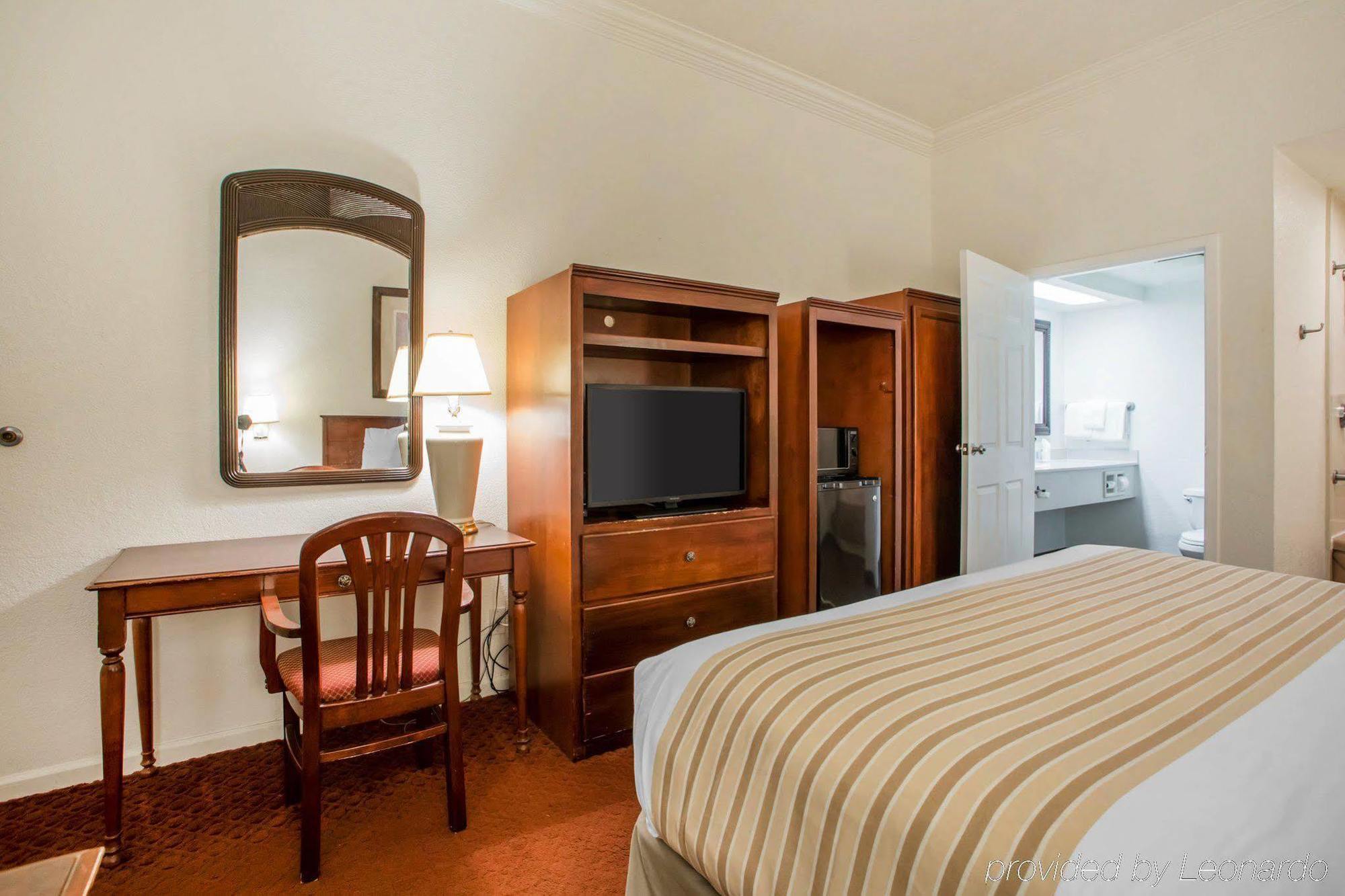 Hometowne Studios By Red Roof Egg Harbor-Atlantic City Airport Egg Harbor Township Dış mekan fotoğraf