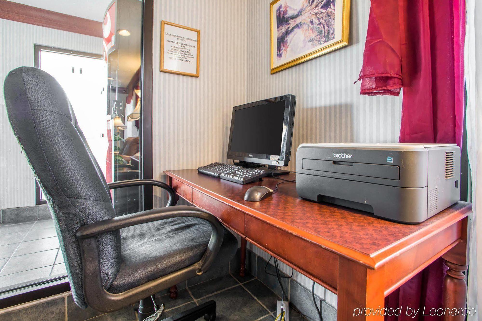 Hometowne Studios By Red Roof Egg Harbor-Atlantic City Airport Egg Harbor Township Dış mekan fotoğraf